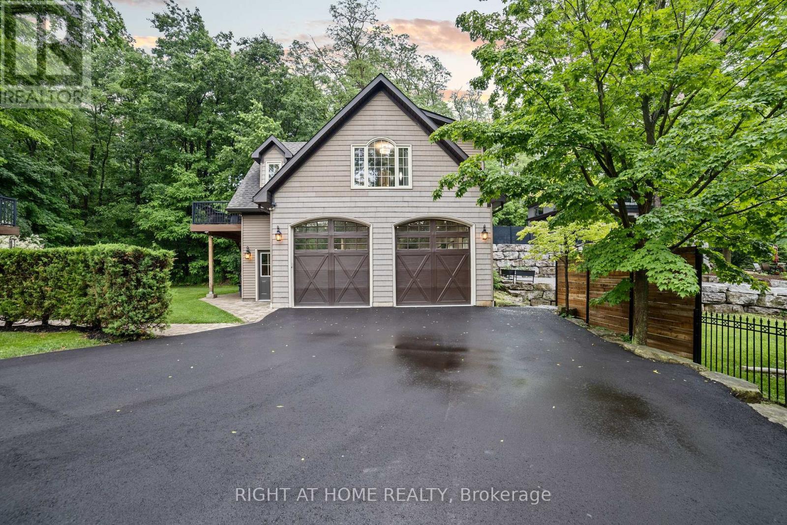 515 Hamilton Drive, Hamilton, Ontario  L9G 2A9 - Photo 32 - X12434195