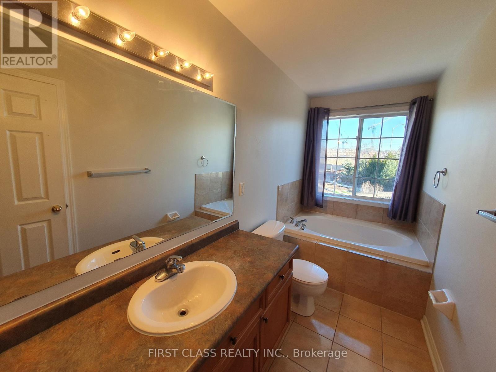 3117 Abernathy Way, Oakville, Ontario  L6M 5C2 - Photo 36 - W12434209