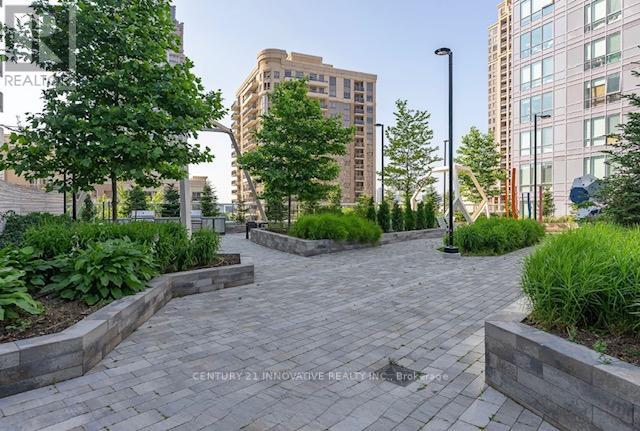 3905 - 4065 Confederation Parkway, Mississauga, Ontario  L5B 0L4 - Photo 11 - W12434243