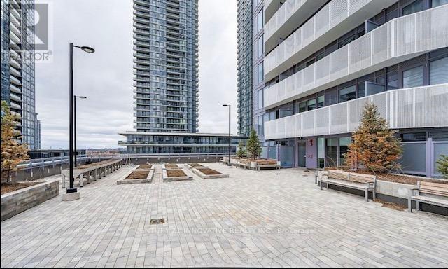 3905 - 4065 Confederation Parkway, Mississauga, Ontario  L5B 0L4 - Photo 12 - W12434243