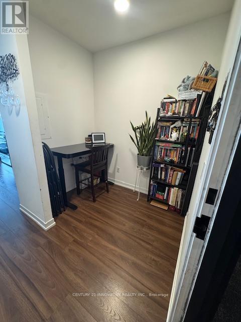 3905 - 4065 Confederation Parkway, Mississauga, Ontario  L5B 0L4 - Photo 7 - W12434243