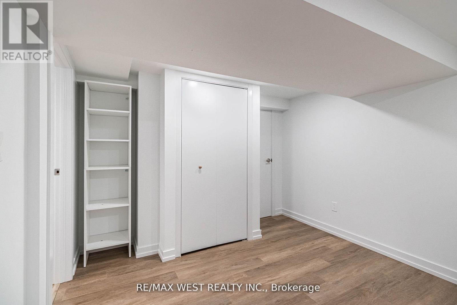 7 Highland Hill, Toronto, Ontario  M9A 2P7 - Photo 20 - W12434278