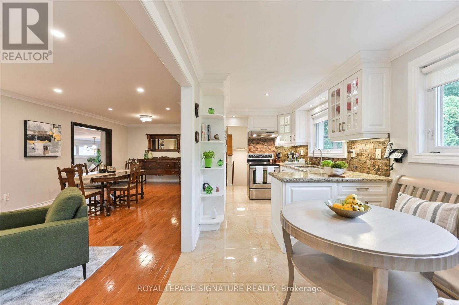 113 Carsbrooke Road, Toronto, Ontario  M9C 3C9 - Photo 6 - W12434294
