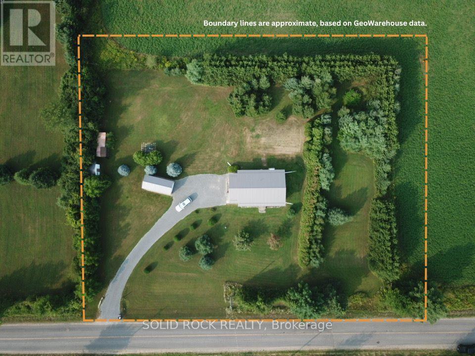 307 Kippen Road, Mcnab/braeside, Ontario  K0A 3L0 - Photo 4 - X12346911