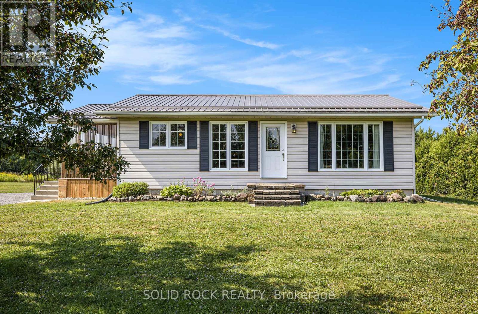 307 Kippen Road, Mcnab/braeside, Ontario  K0A 3L0 - Photo 6 - X12346911