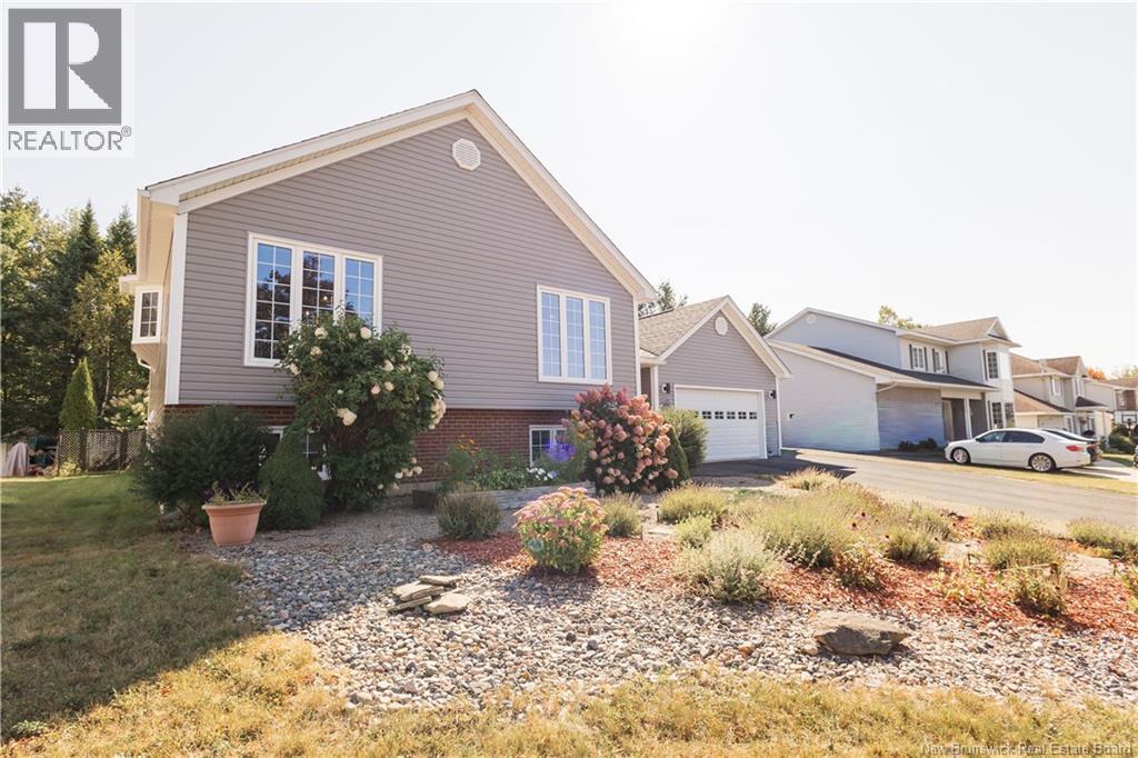 450 Douglas Avenue, Nashwaaksis, New Brunswick  E3A 5T1 - Photo 3 - NB126316