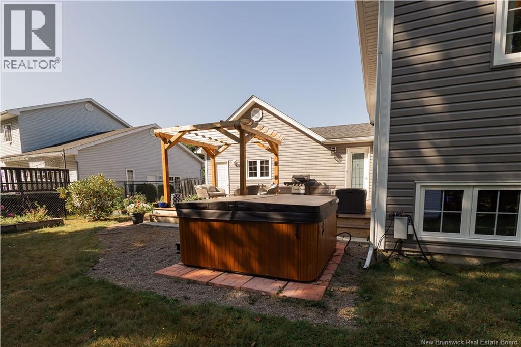 450 Douglas Avenue, Nashwaaksis, New Brunswick  E3A 5T1 - Photo 6 - NB126316