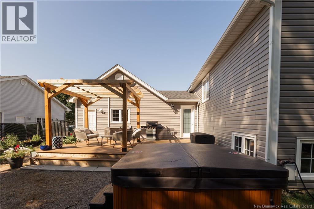 450 Douglas Avenue, Nashwaaksis, New Brunswick  E3A 5T1 - Photo 7 - NB126316