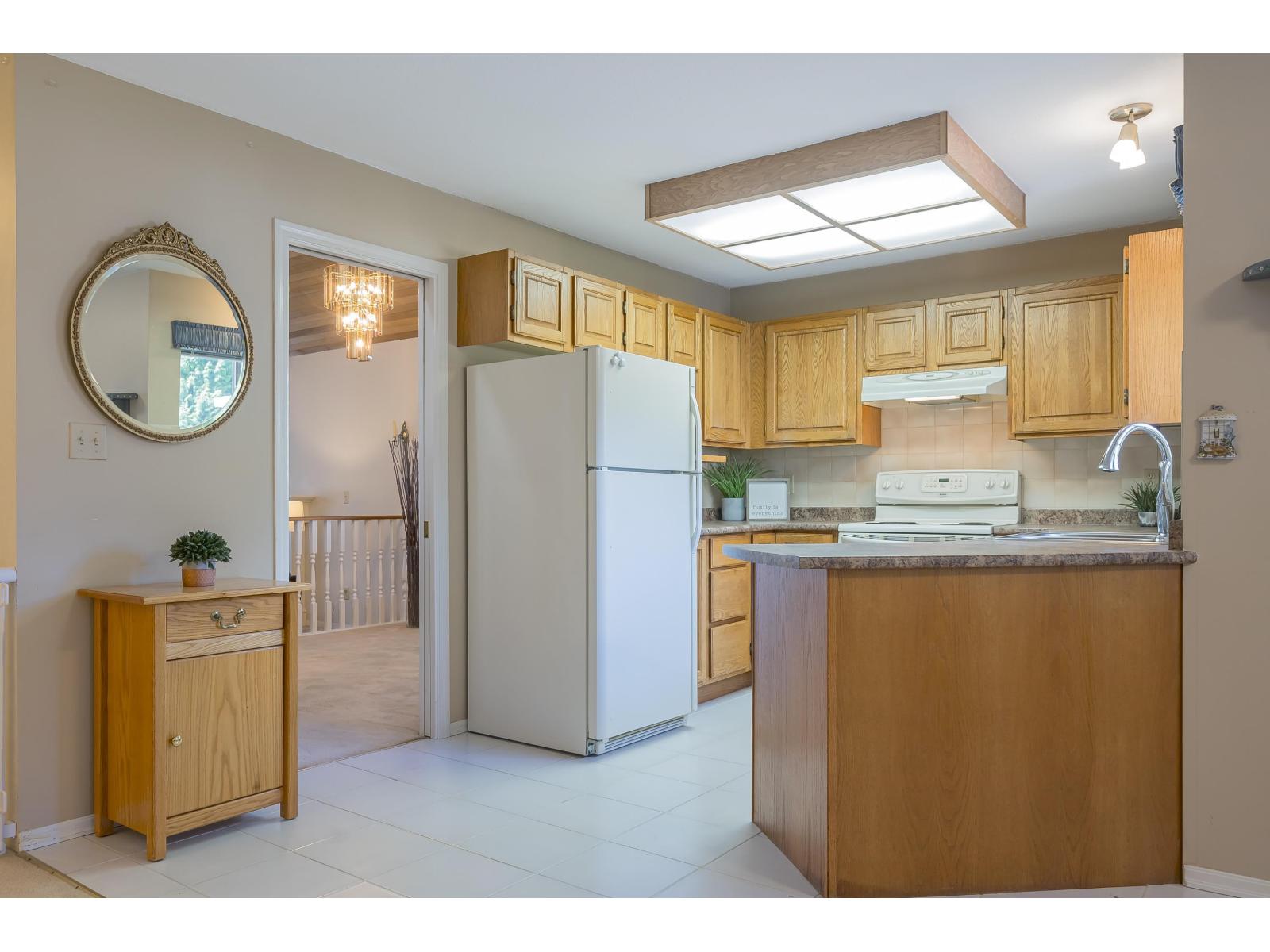 9322 157 Street, Surrey, British Columbia  V4N 3B3 - Photo 7 - R3047545