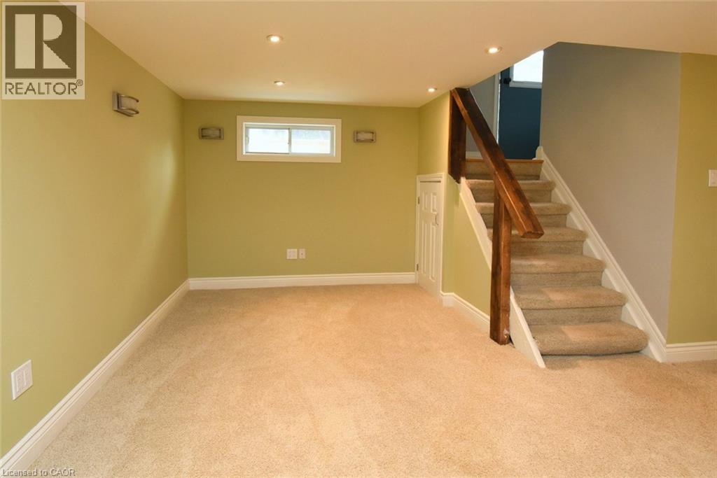 33 Wilmar Court, Dundas, Ontario  L9H 1H1 - Photo 33 - 40748287