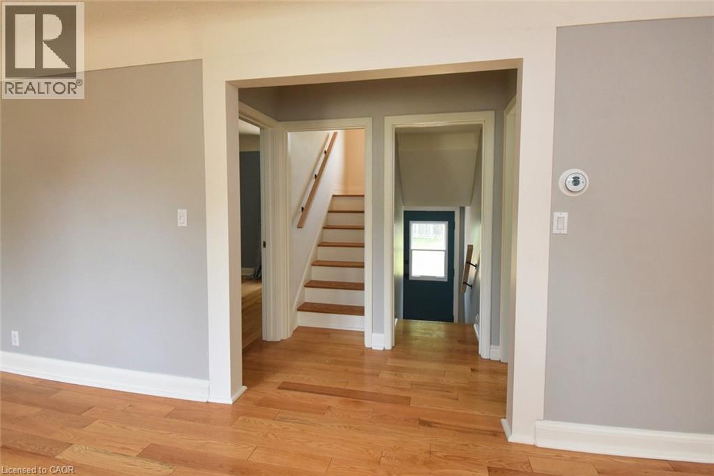 33 Wilmar Court, Dundas, Ontario  L9H 1H1 - Photo 25 - 40748287
