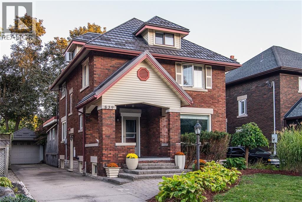 839 QUEENS Boulevard, Kitchener, Ontario