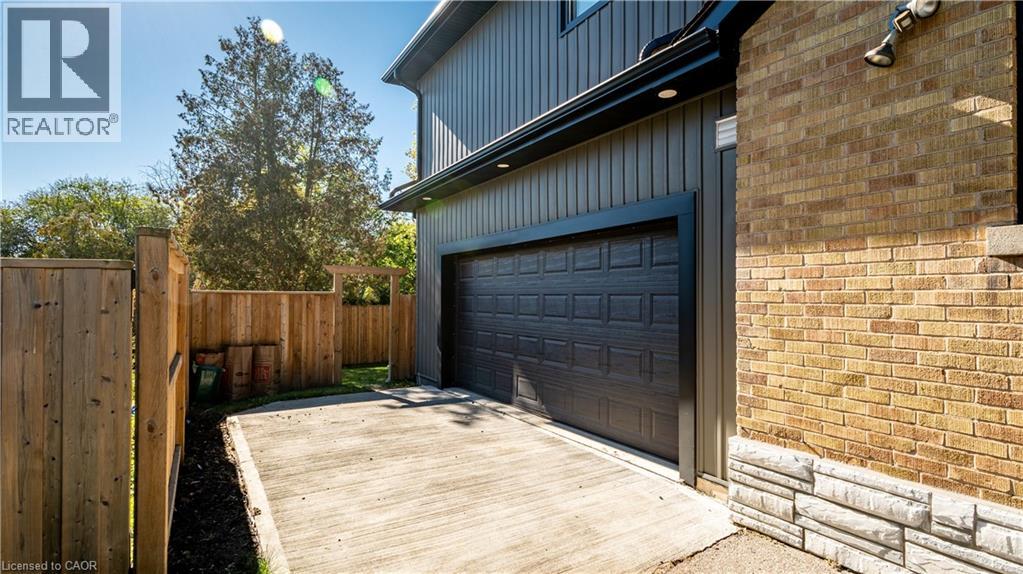 55 Suffolk Avenue, Kitchener, Ontario  N2B 1H3 - Photo 3 - 40774755