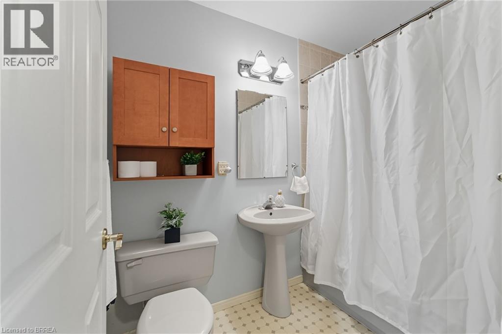 31 Belaire Road, Brantford, Ontario  N3R 6Z3 - Photo 20 - 40767505