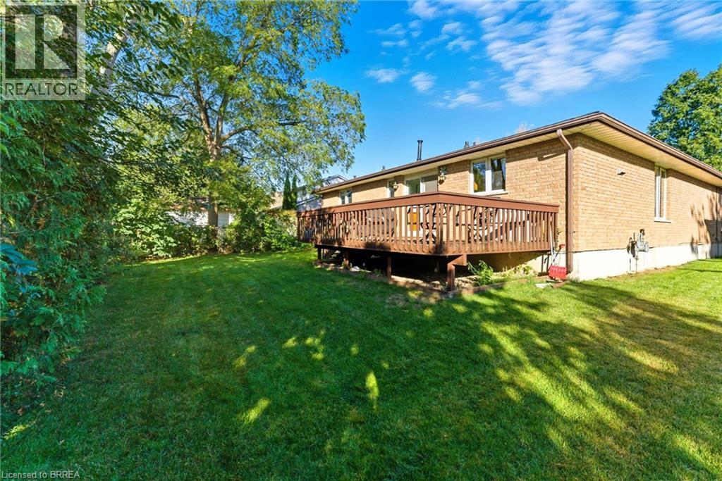 31 Belaire Road, Brantford, Ontario  N3R 6Z3 - Photo 33 - 40767505