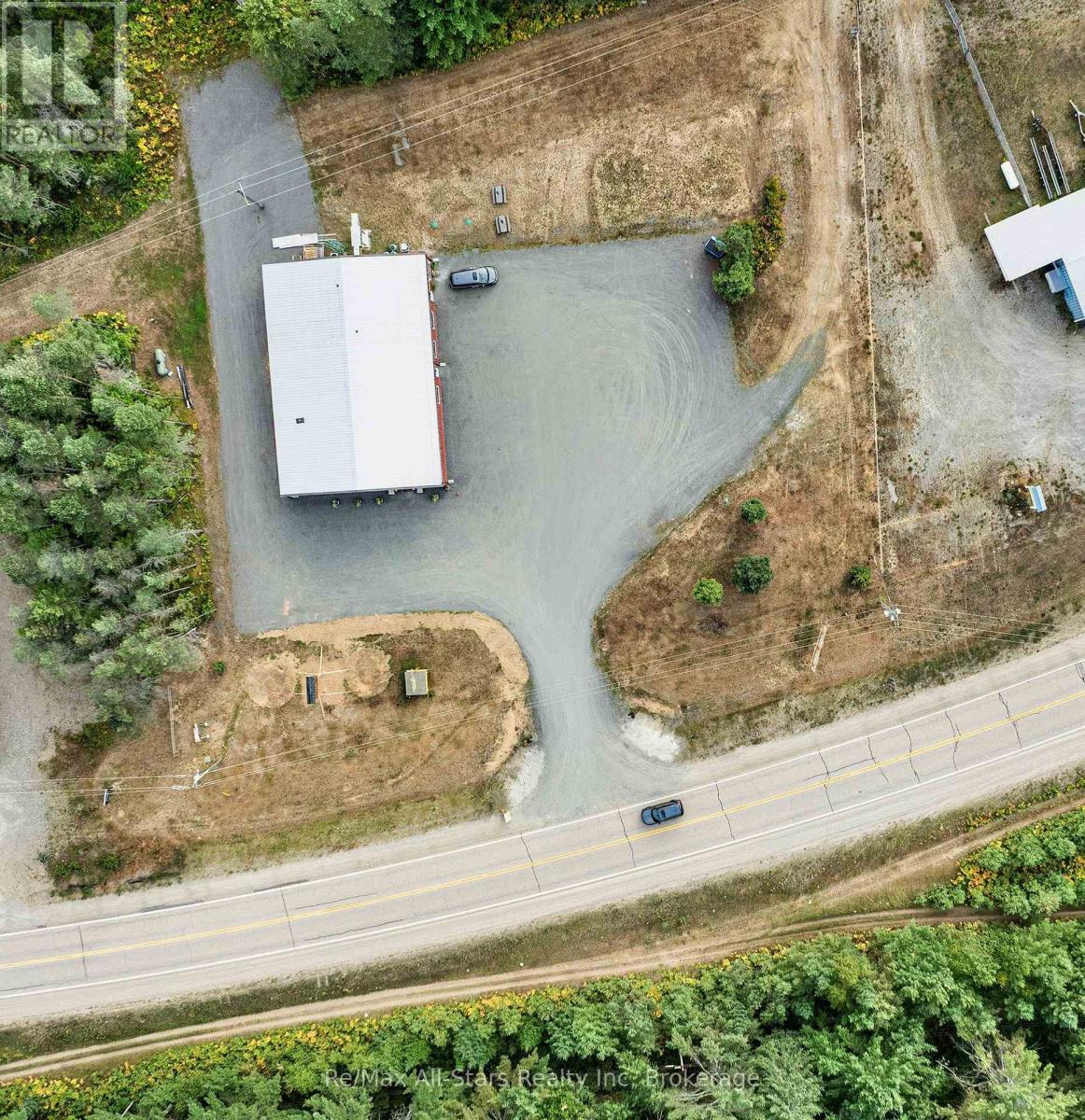 25754 35 Highway, Lake Of Bays (Franklin), Ontario  P0A 1H0 - Photo 4 - X12347380