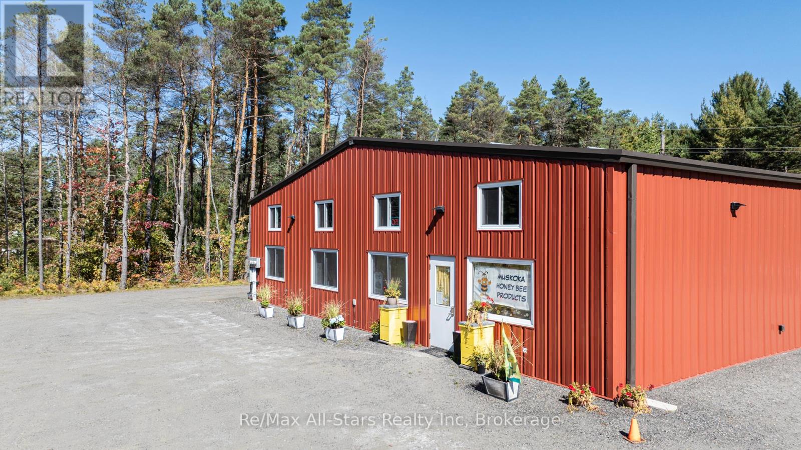 25754 35 Highway, Lake Of Bays (Franklin), Ontario  P0A 1H0 - Photo 5 - X12347380