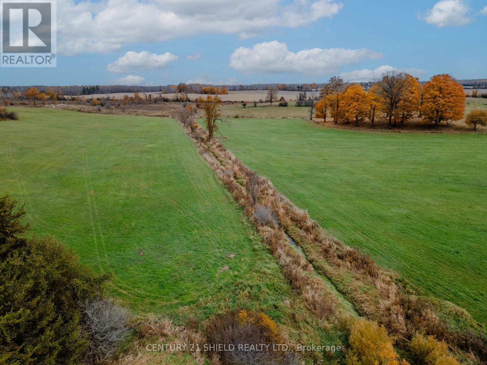 18985 Paragon Road, South Glengarry, Ontario  K0C 2E0 - Photo 6 - X12434328