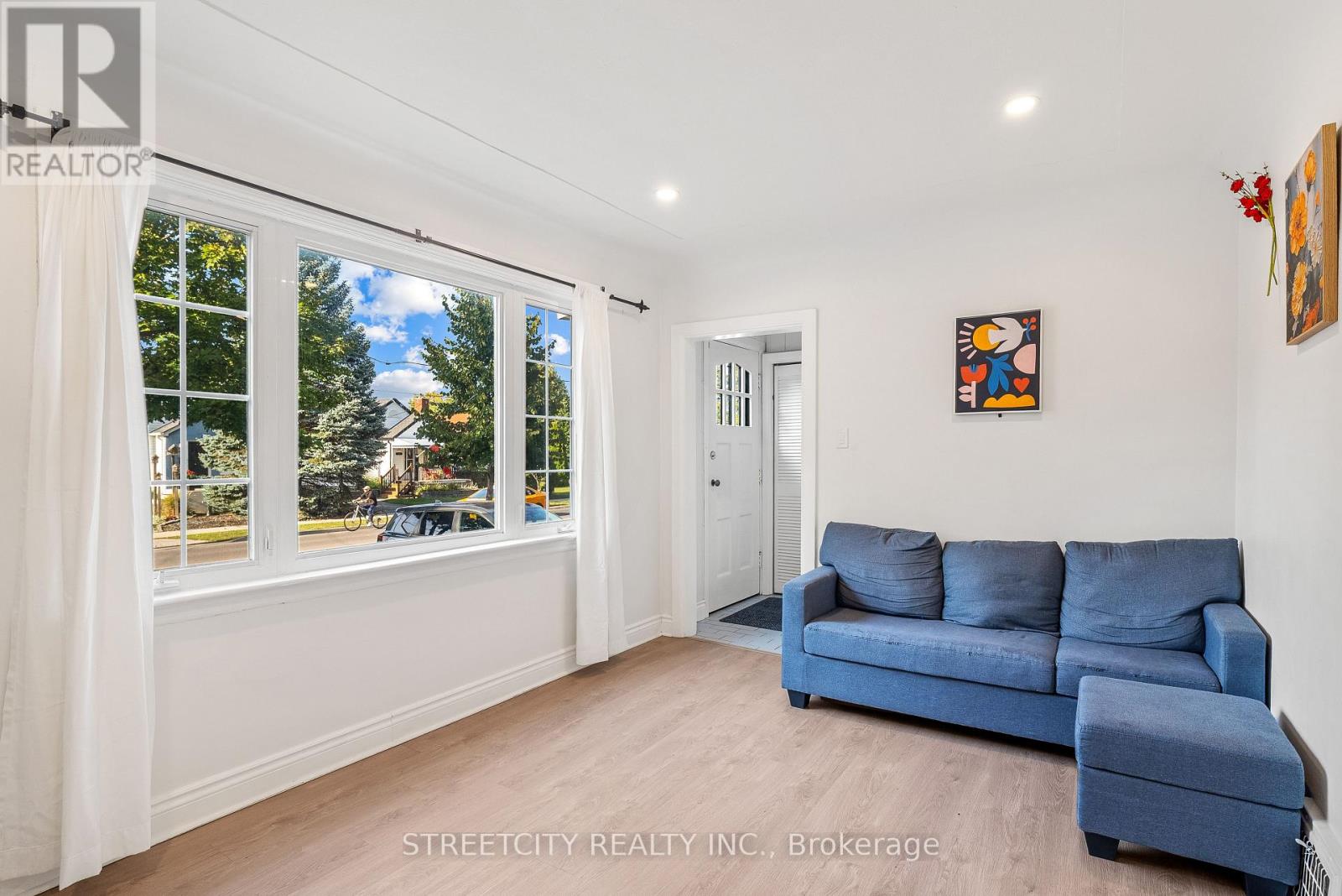 Lorem Ipsum Dolor Sit, London East, Ontario  N5Y  - Photo 4 - DEMO28854168