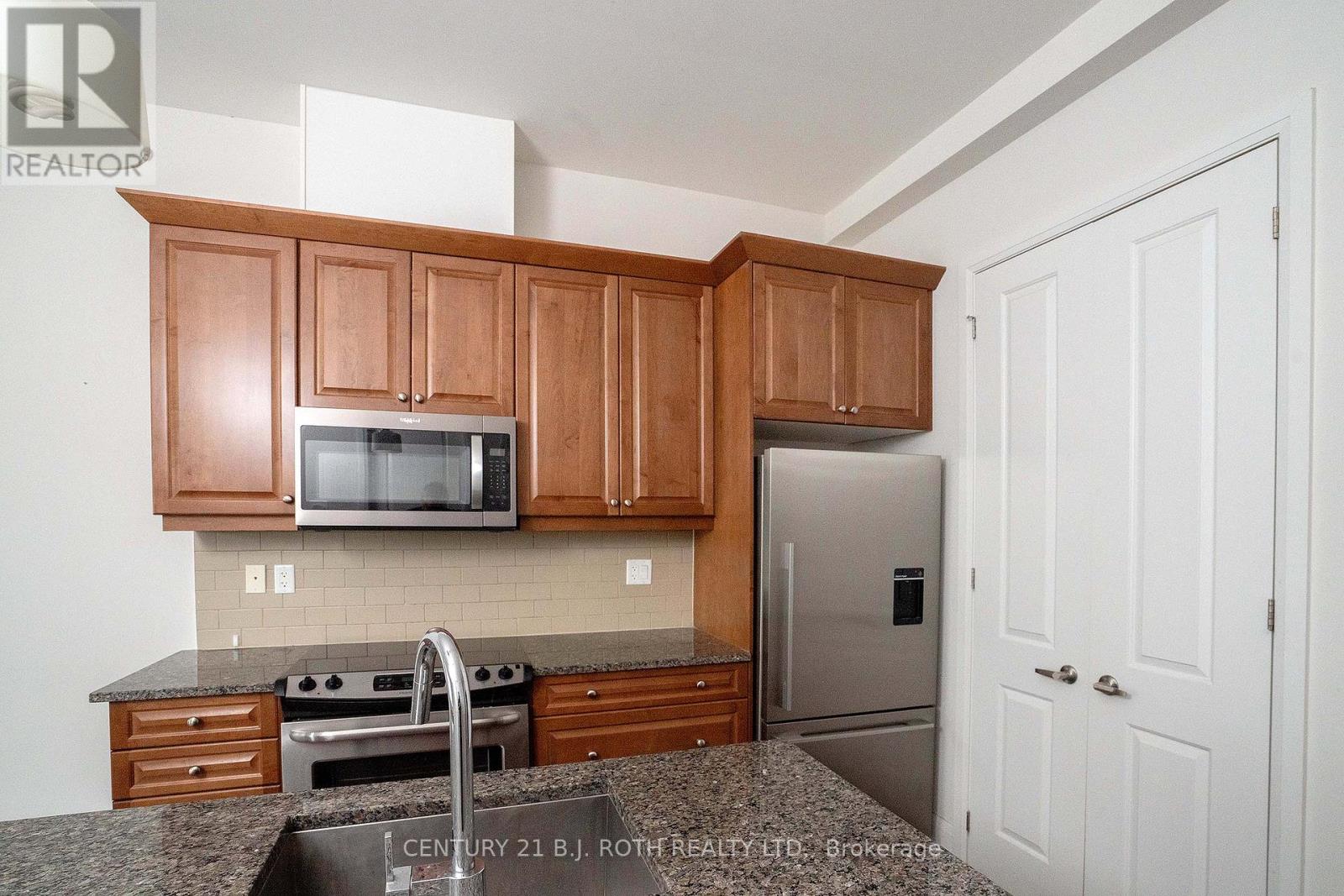 313 - 15277 Yonge Street S, Aurora, Ontario  L4G 1Y3 - Photo 10 - N12434135