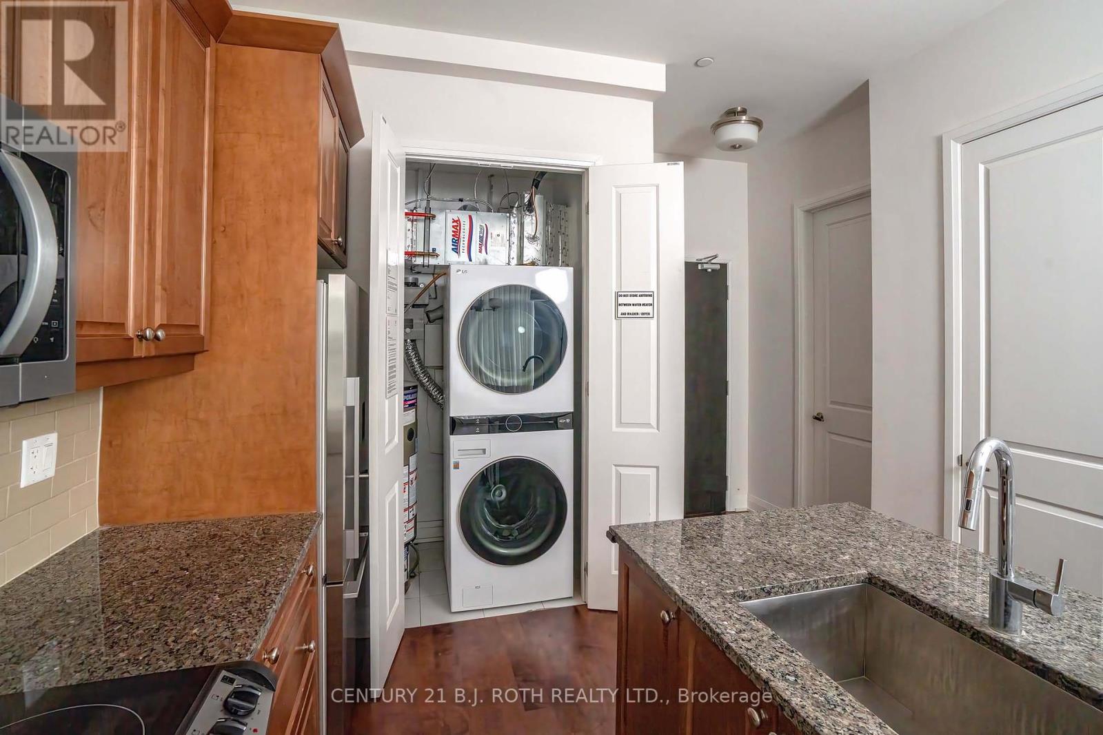 313 - 15277 Yonge Street S, Aurora, Ontario  L4G 1Y3 - Photo 12 - N12434135