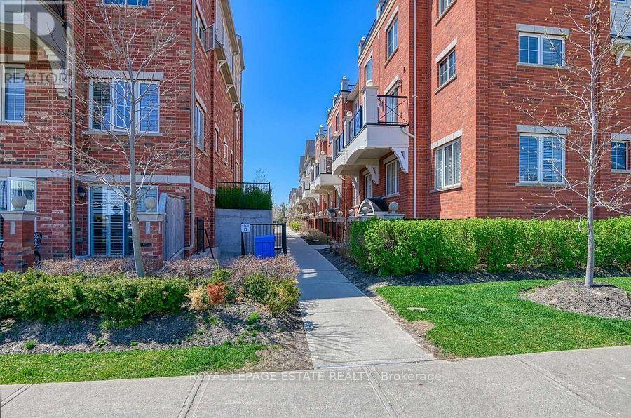 19 - 2460 Post Road, Oakville, Ontario  L6H 0J2 - Photo 2 - W12314930