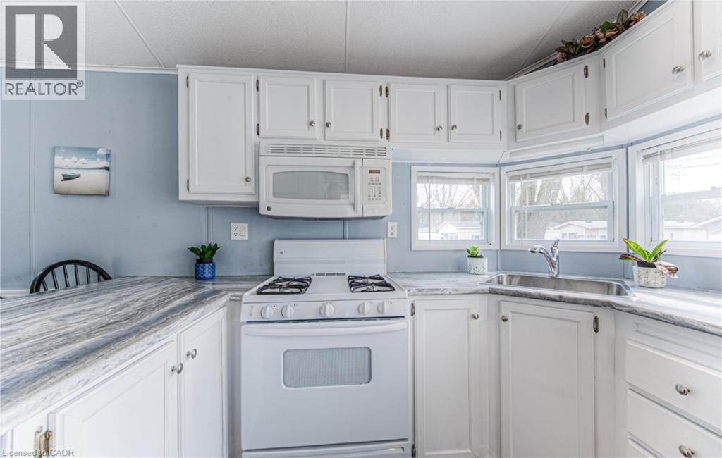 580 Beaver Creek Road Unit# 238, Waterloo, Ontario  N2J 3Z4 - Photo 14 - 40714279