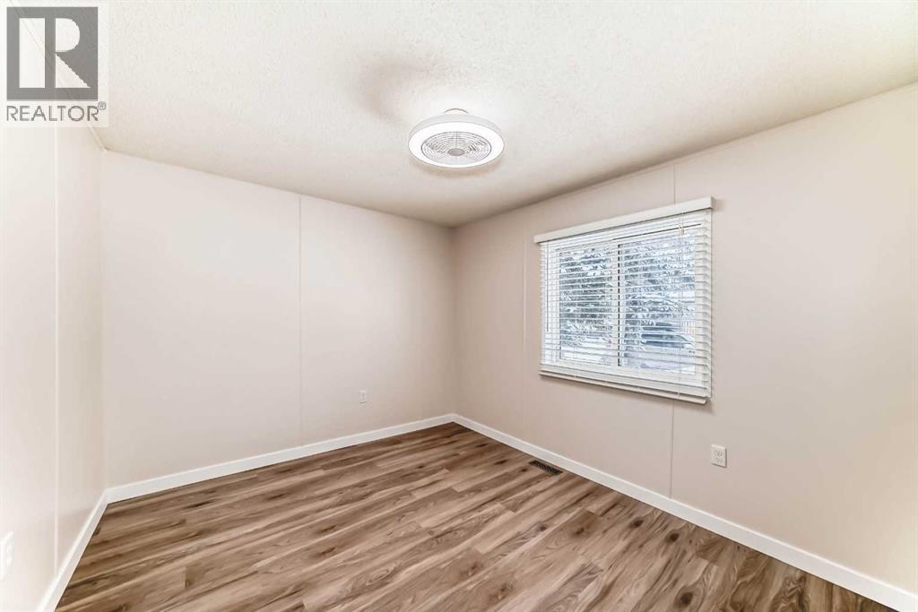 203 Burroughs Circle Ne, Calgary, Alberta  T1Y 6K8 - Photo 17 - A2252897