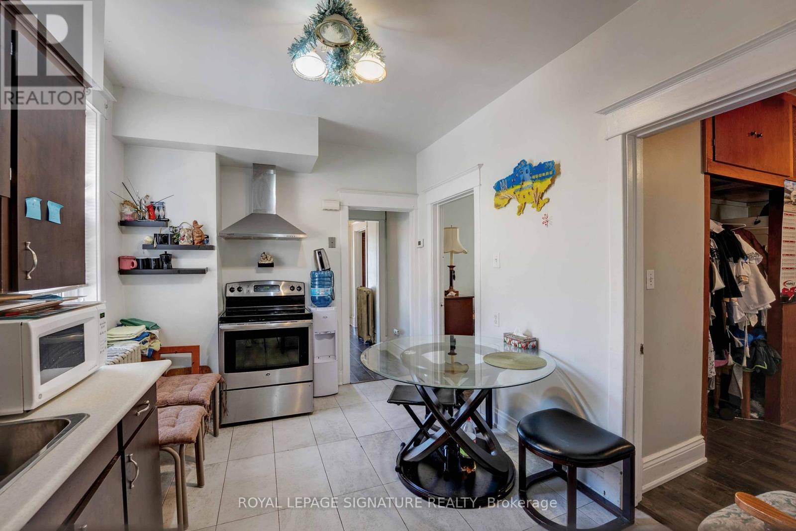 74 Kenilworth Avenue S, Hamilton, Ontario  L8K 2S9 - Photo 16 - X12427373