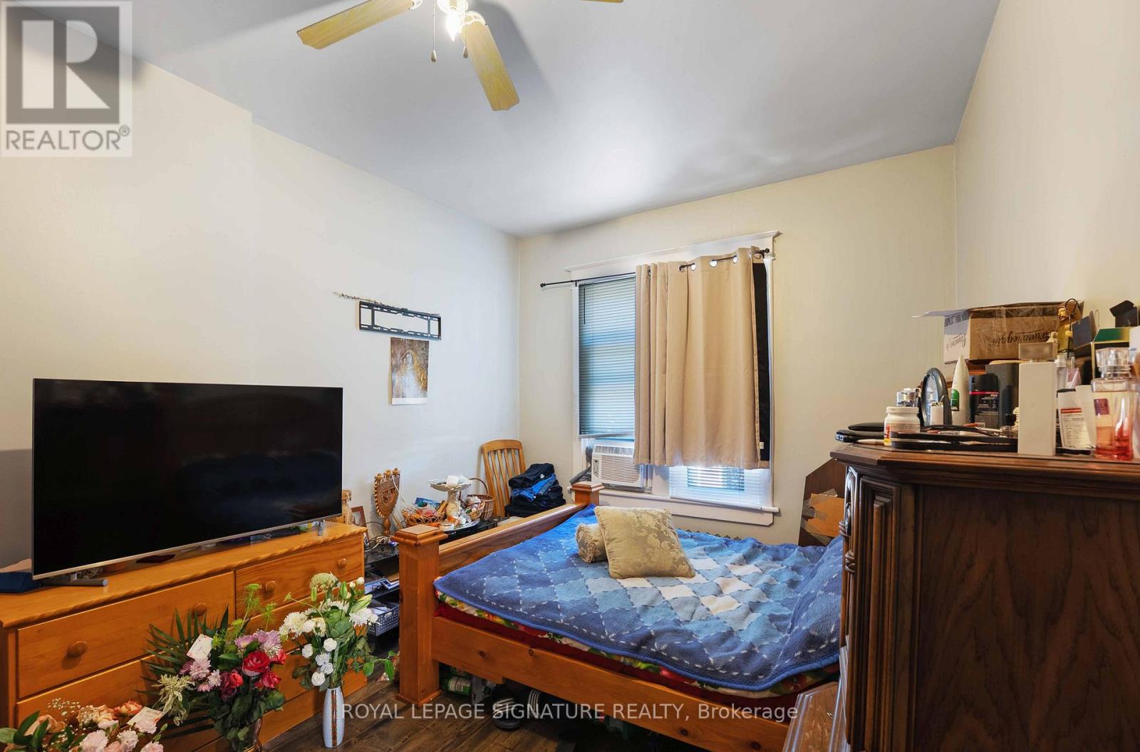 74 Kenilworth Avenue S, Hamilton, Ontario  L8K 2S9 - Photo 14 - X12427373