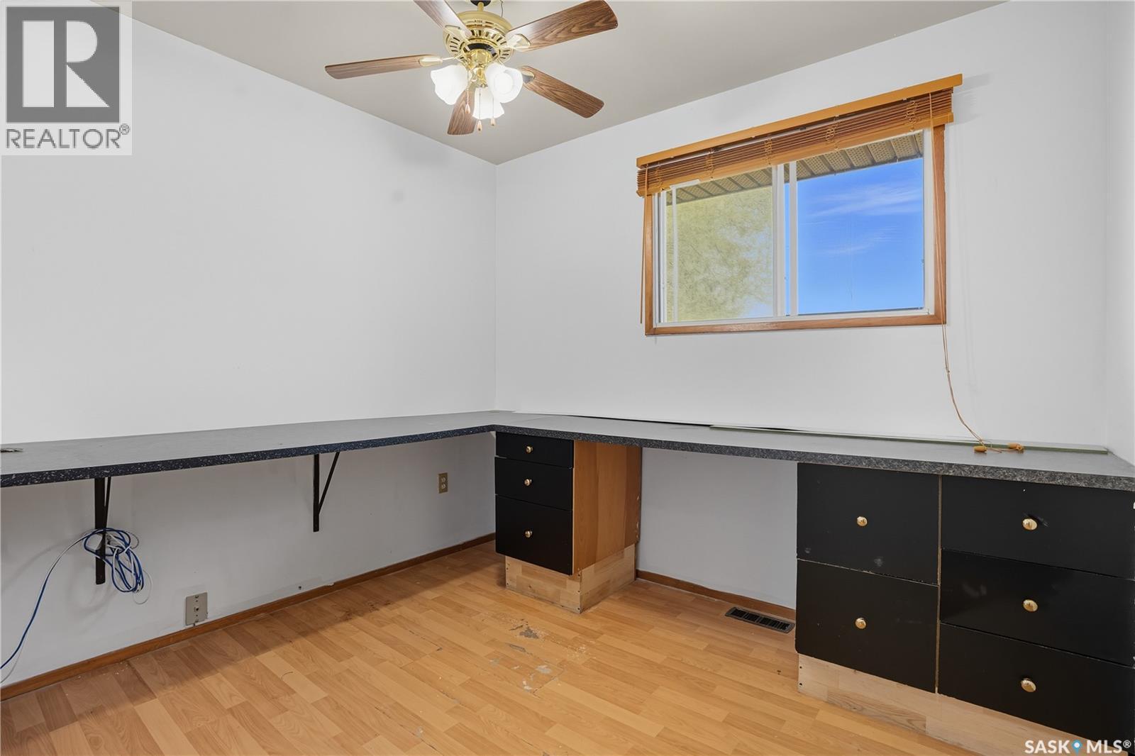 244 5th Avenue E, Gravelbourg, Saskatchewan  S0H 1X0 - Photo 20 - SK019504
