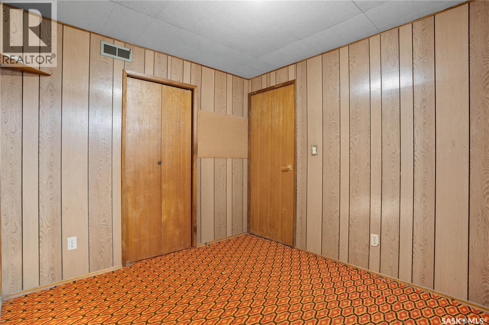 244 5th Avenue E, Gravelbourg, Saskatchewan  S0H 1X0 - Photo 40 - SK019504