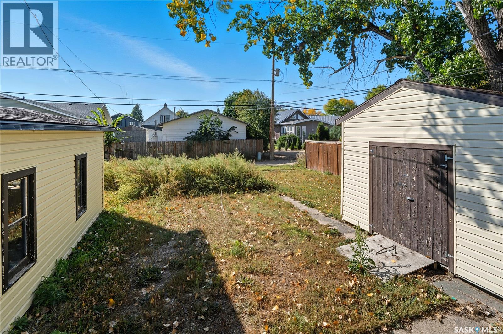 244 5th Avenue E, Gravelbourg, Saskatchewan  S0H 1X0 - Photo 47 - SK019504