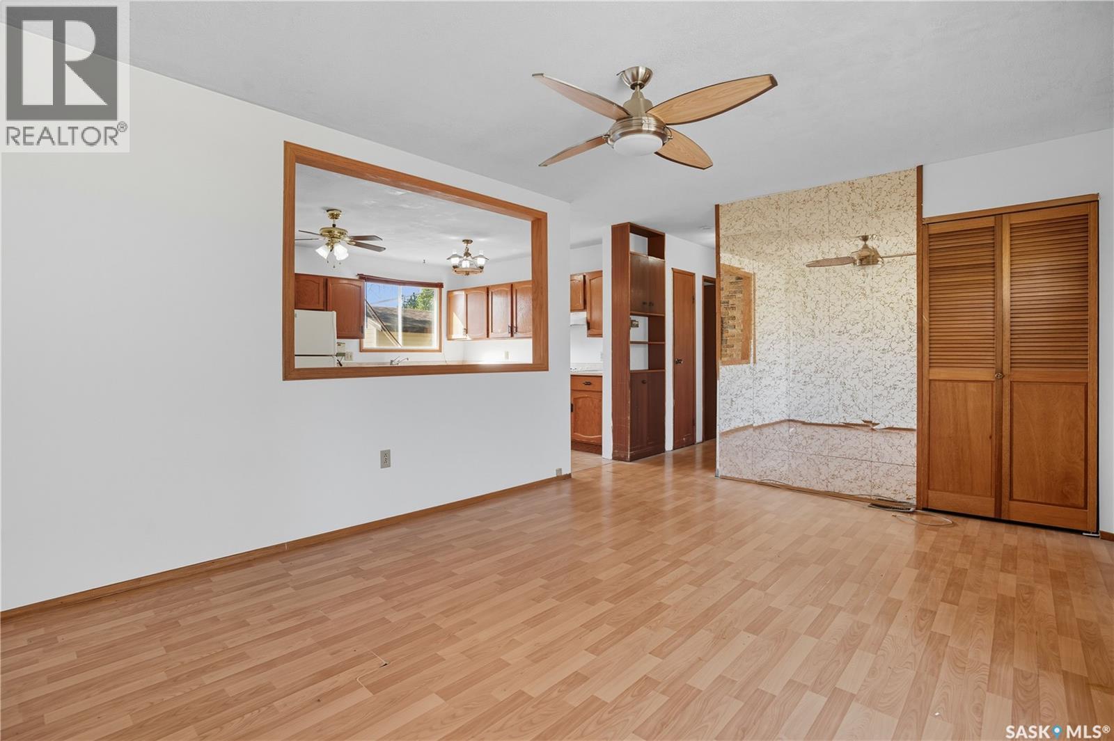 244 5th Avenue E, Gravelbourg, Saskatchewan  S0H 1X0 - Photo 9 - SK019504