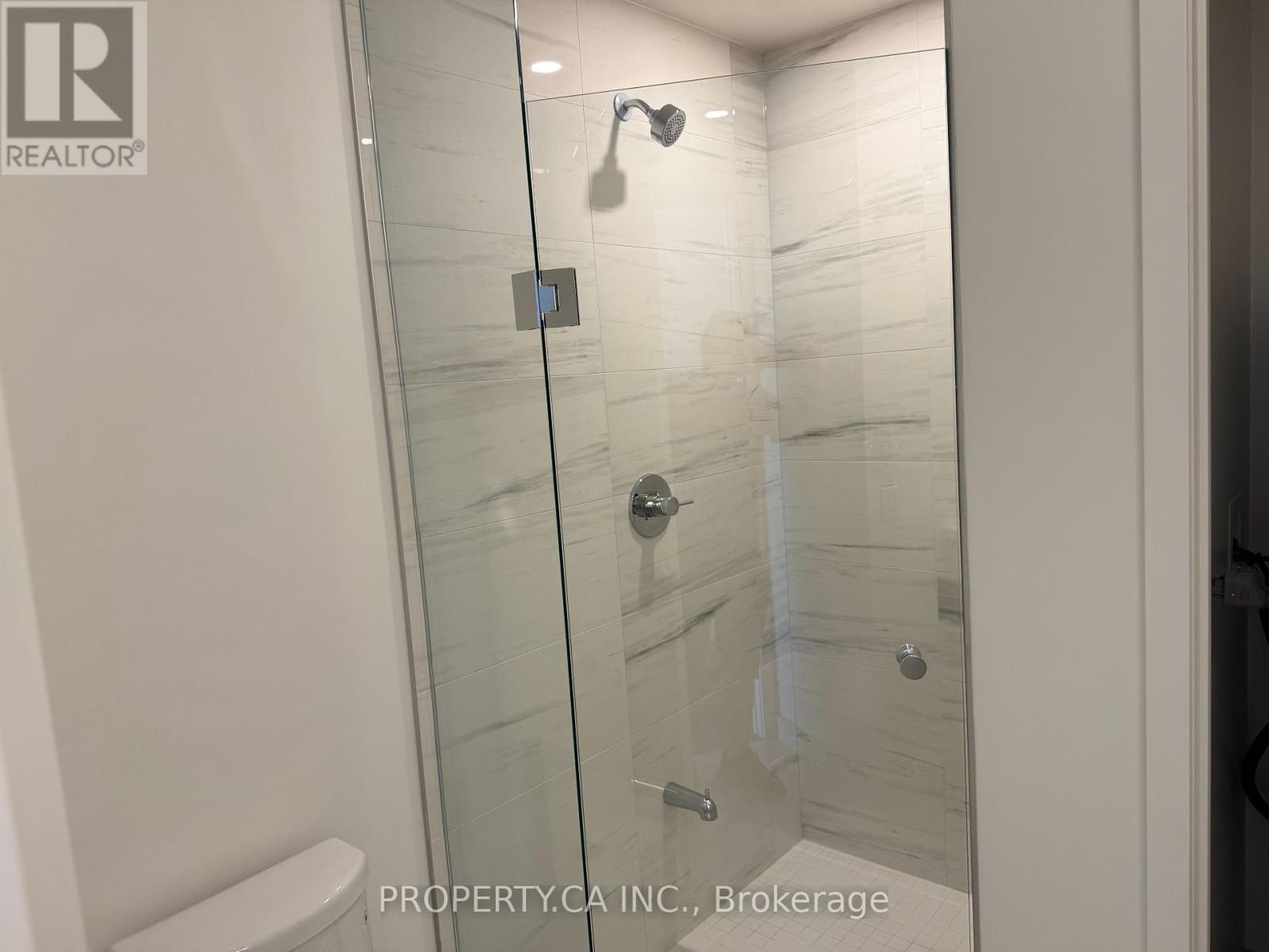 3306 - 28 Interchange Way, Vaughan, Ontario  L4K 0P8 - Photo 21 - N12354731