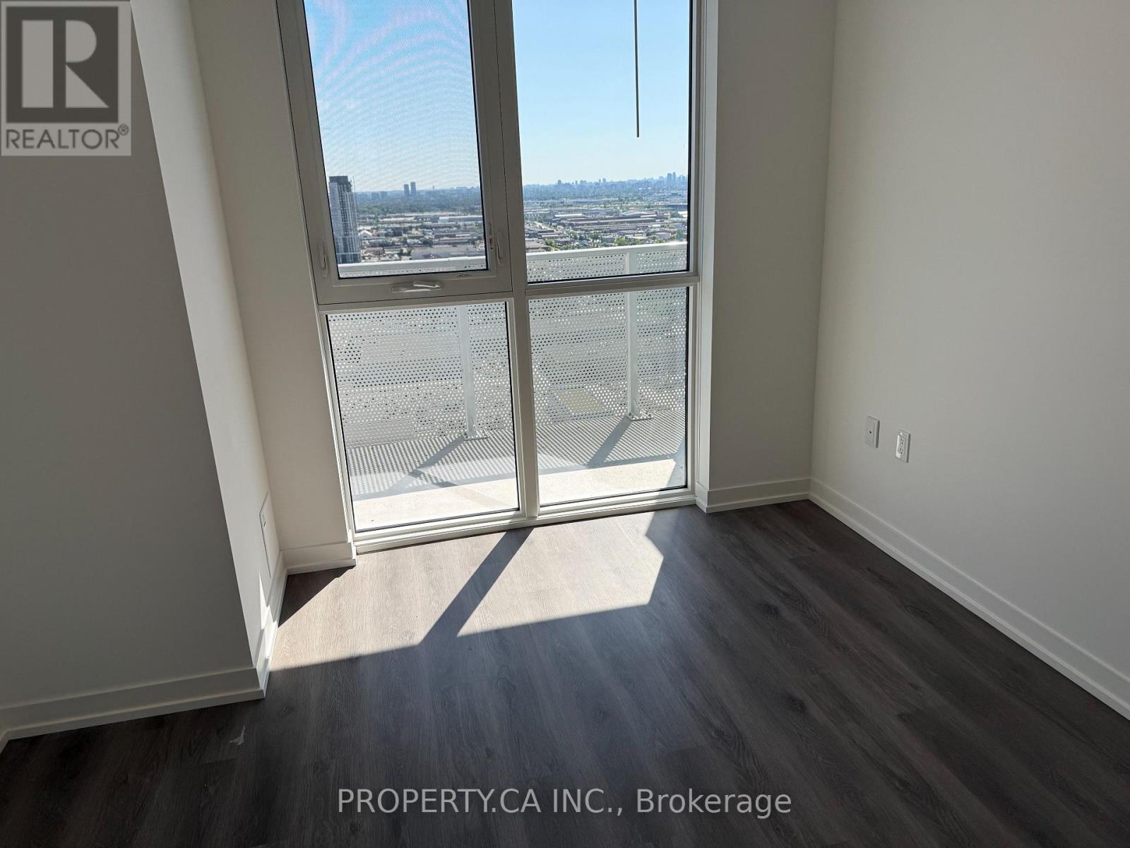 3306 - 28 Interchange Way, Vaughan, Ontario  L4K 0P8 - Photo 27 - N12354731
