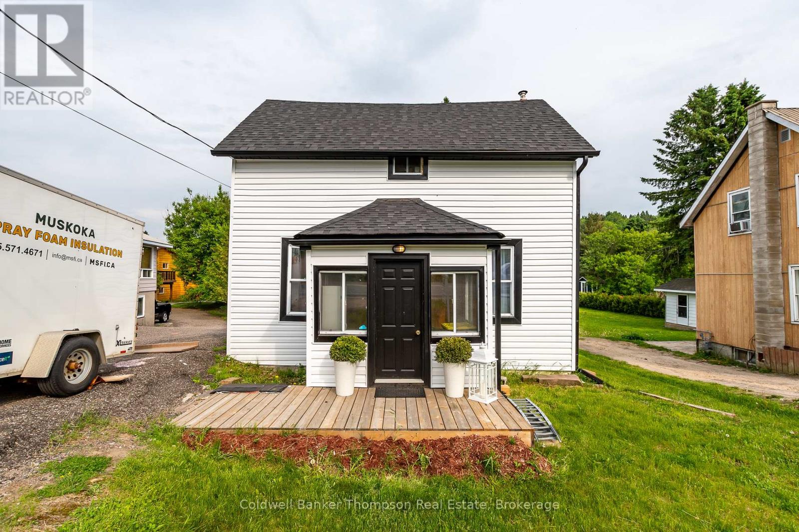112 Ryerson Crescent, Burk's Falls, Ontario  P0A 1C0 - Photo 1 - X12208281