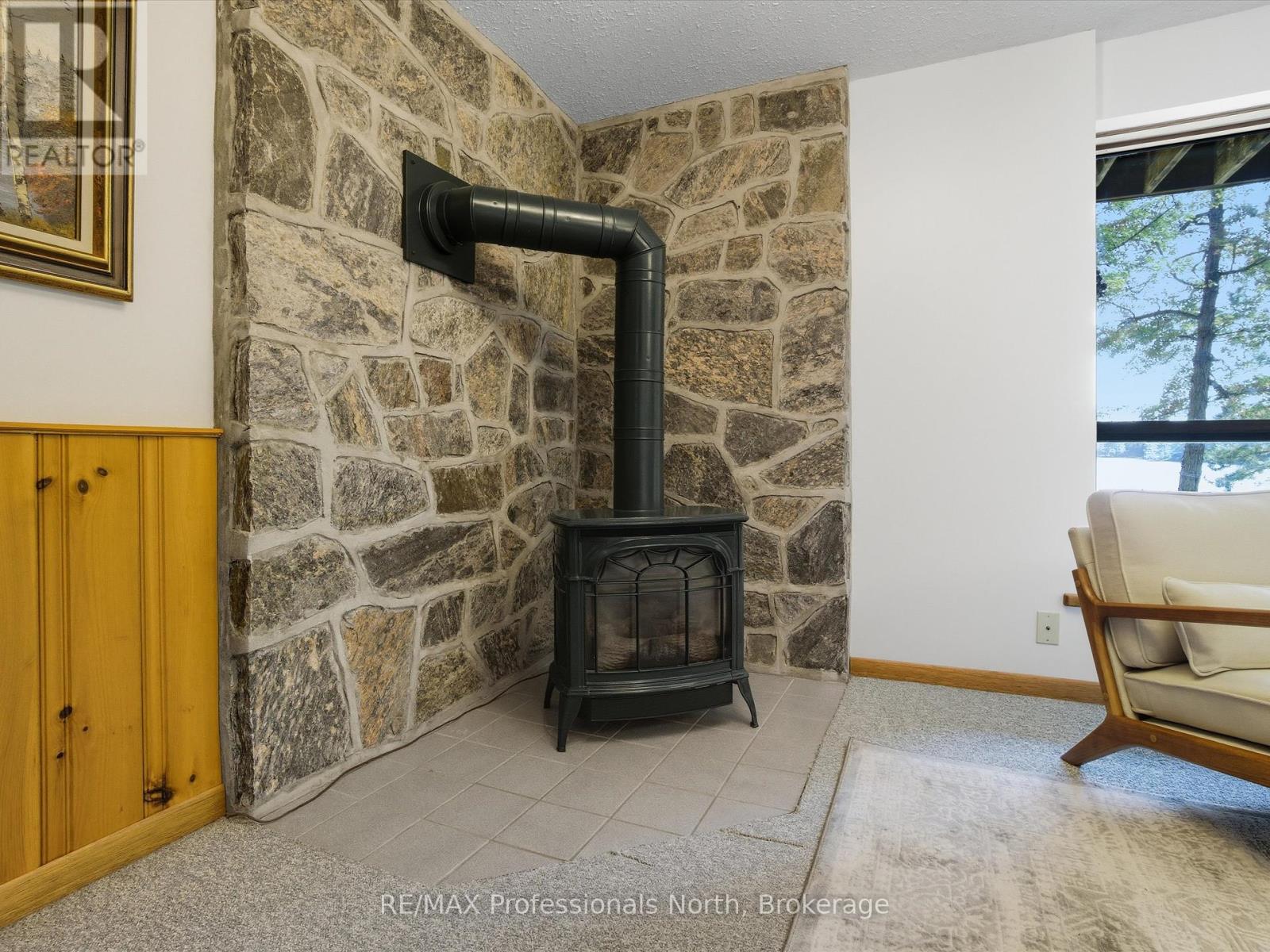 293 Otter Lake Road, Huntsville, Ontario  P1H 2J3 - Photo 34 - X12434287
