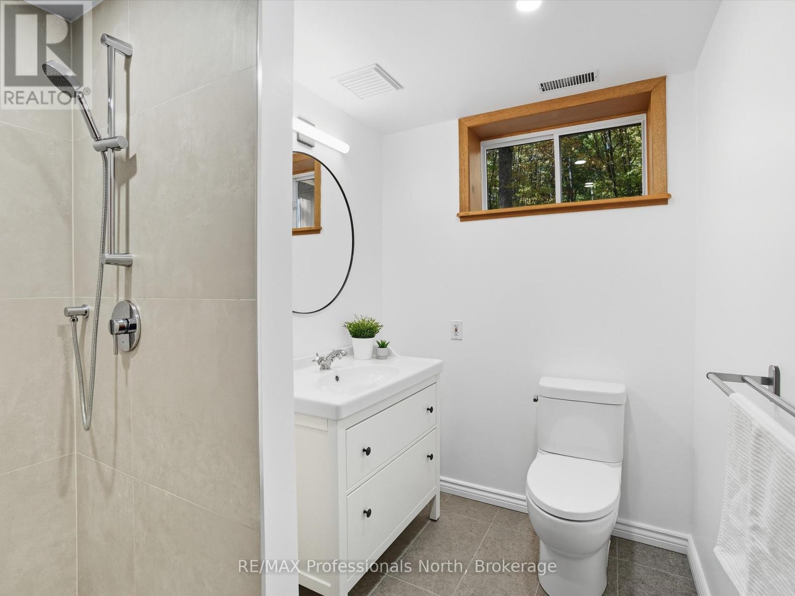 293 Otter Lake Road, Huntsville, Ontario  P1H 2J3 - Photo 43 - X12434287