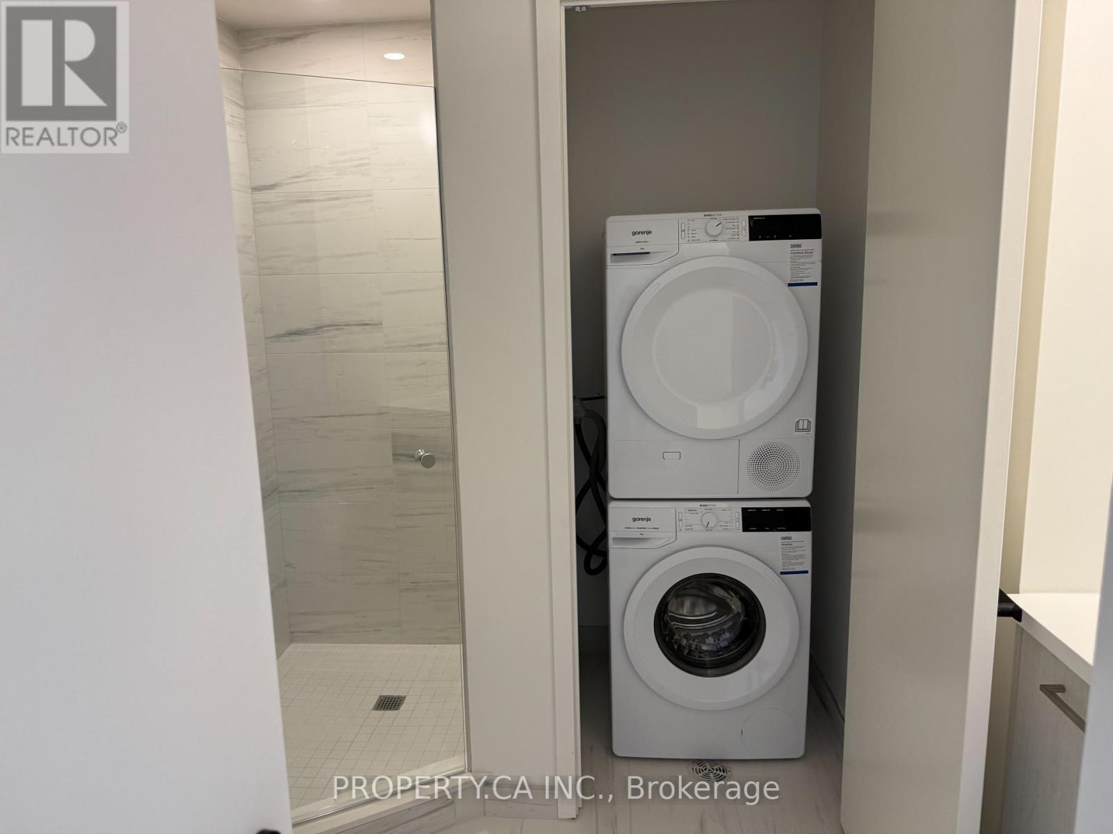3306 - 28 Interchange Way, Vaughan, Ontario  L4K 0P8 - Photo 20 - N12354731