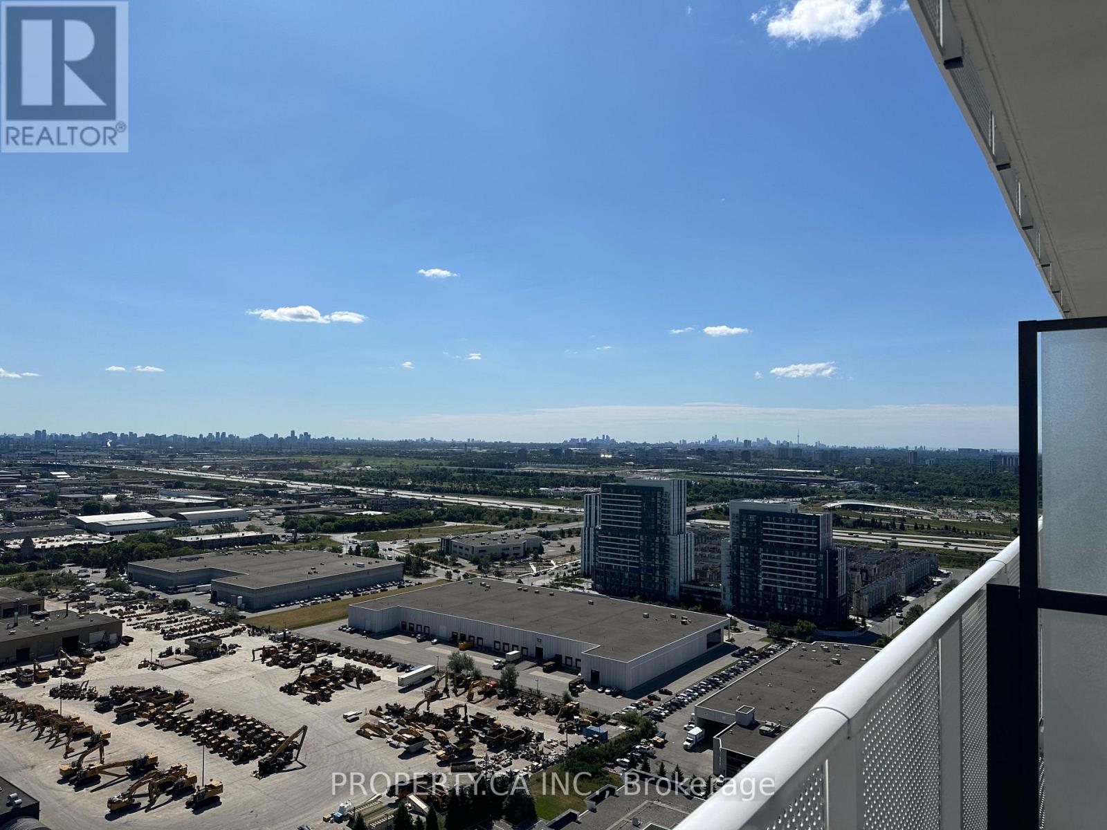 3306 - 28 Interchange Way, Vaughan, Ontario  L4K 0P8 - Photo 8 - N12354731