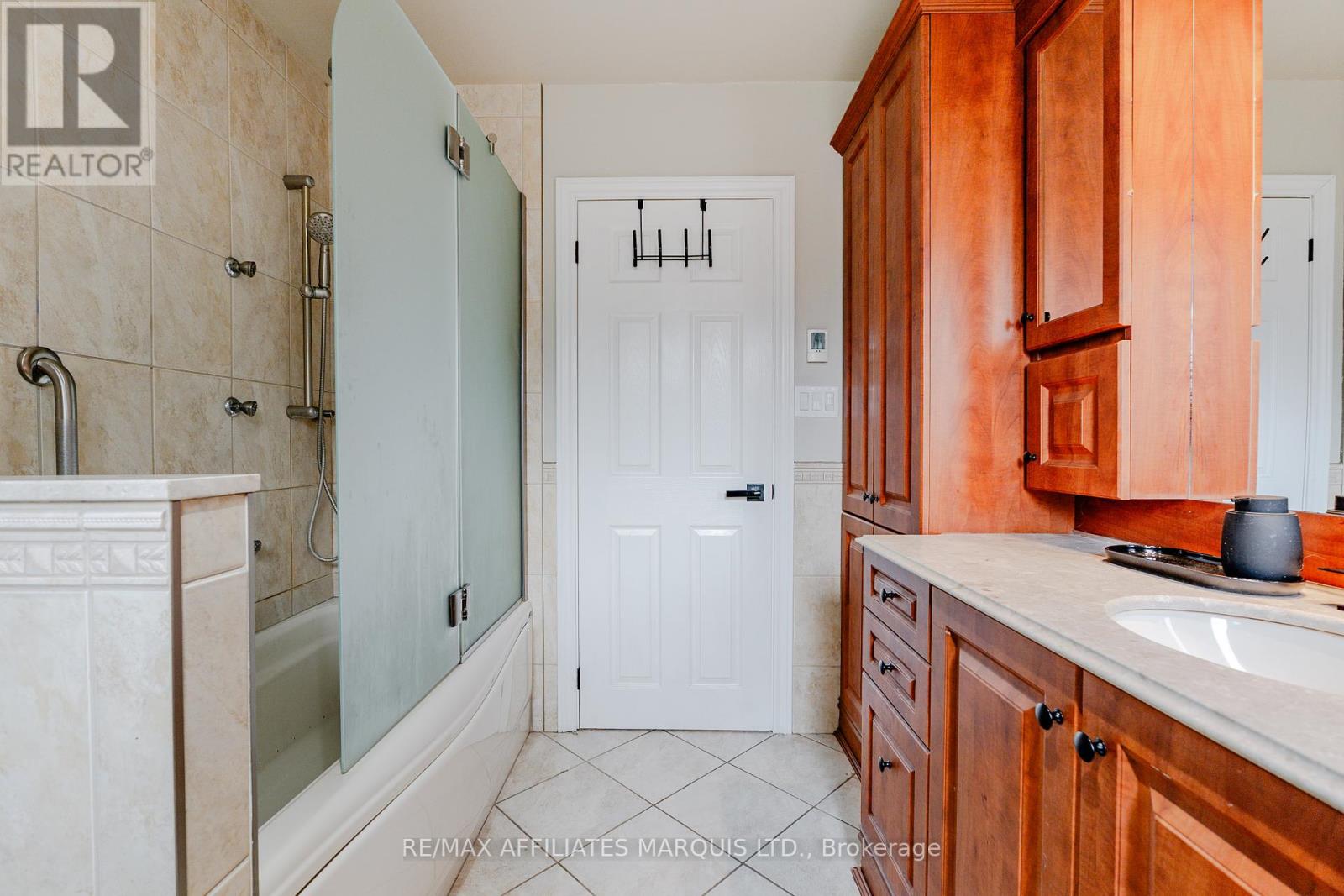 900 Osborne Avenue, Cornwall, Ontario  K6J 1K6 - Photo 21 - X12434418