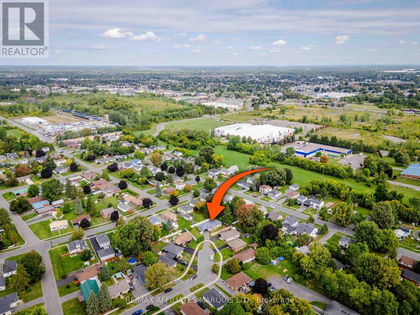 900 Osborne Avenue, Cornwall, Ontario  K6J 1K6 - Photo 45 - X12434418