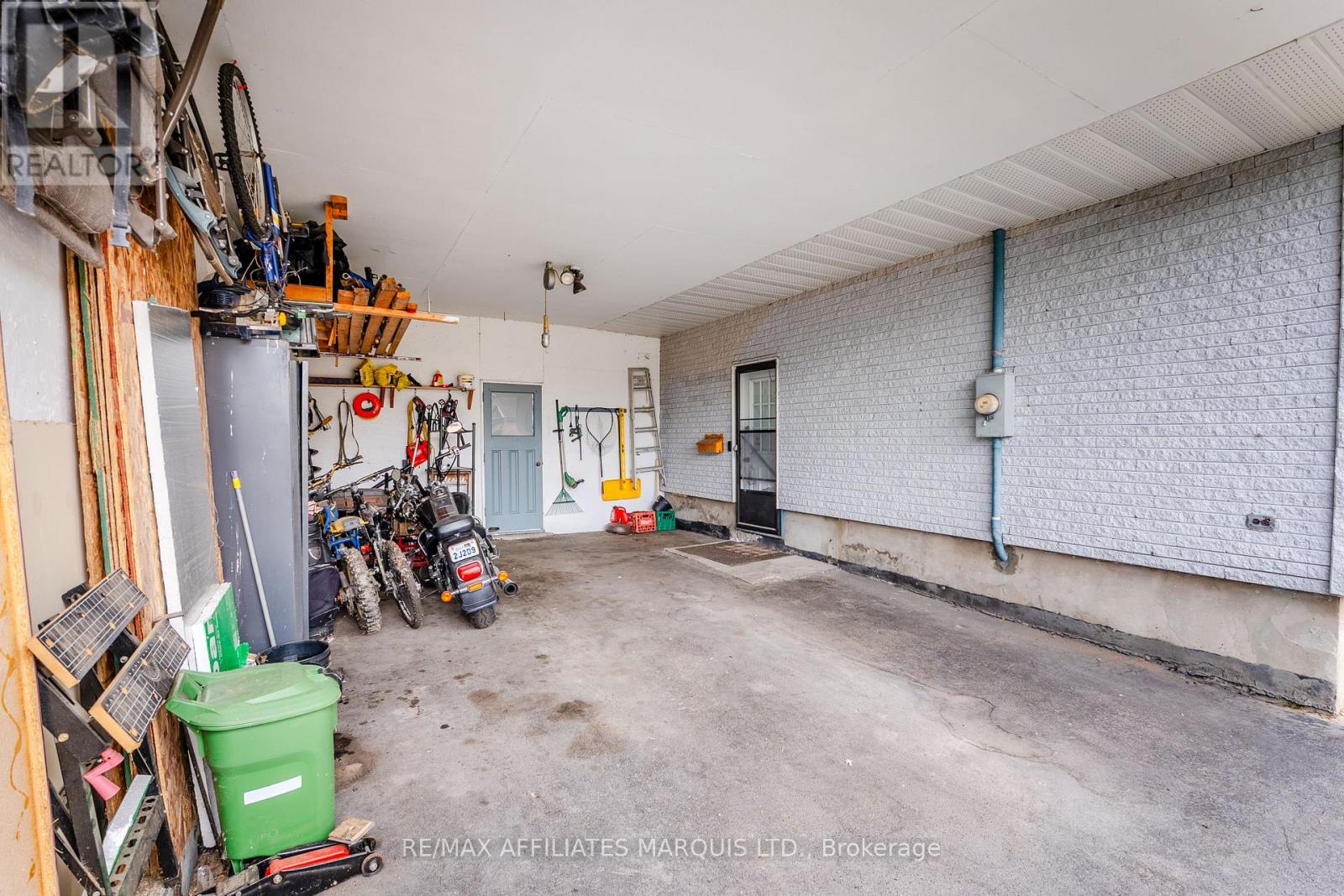 900 Osborne Avenue, Cornwall, Ontario  K6J 1K6 - Photo 49 - X12434418