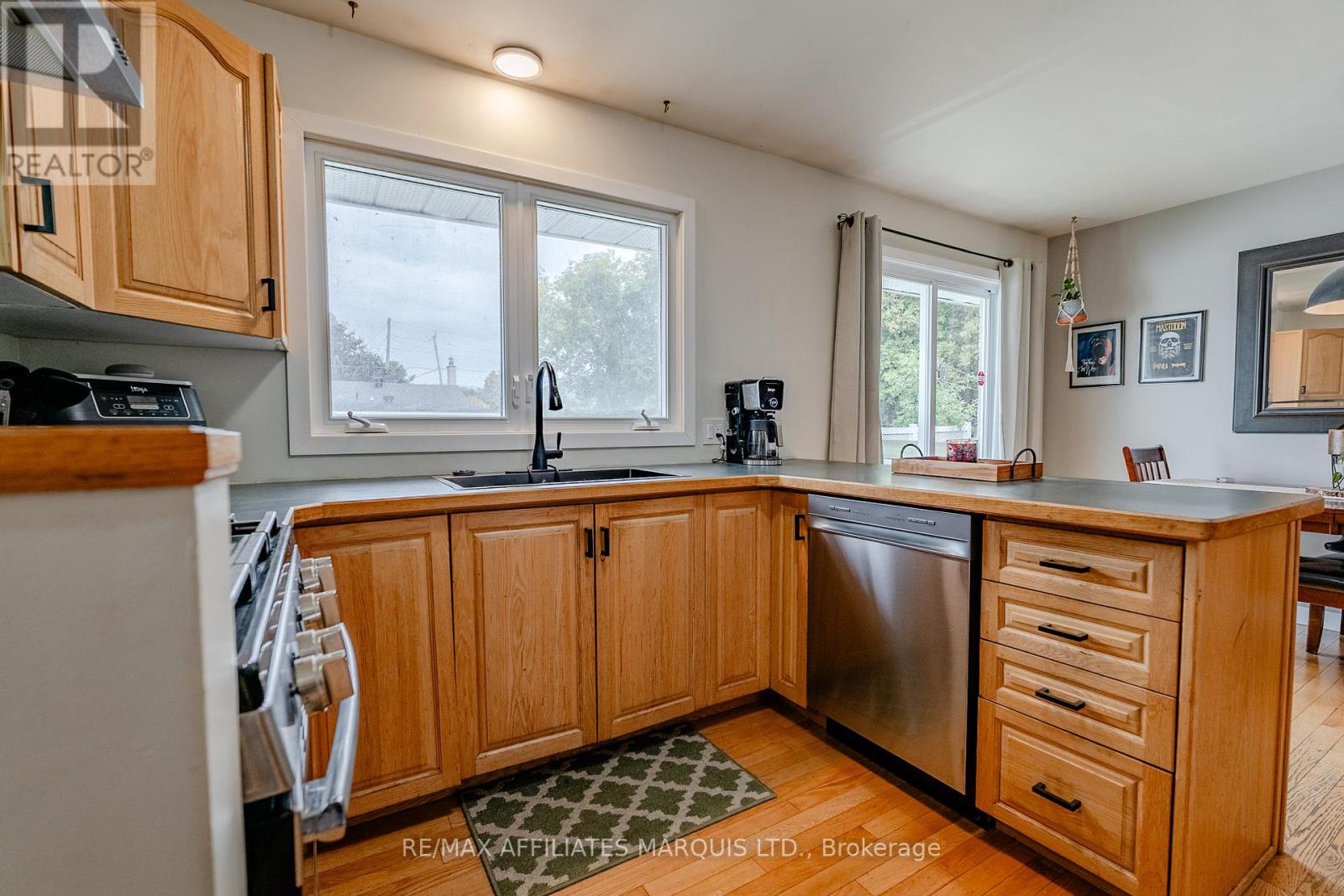 900 Osborne Avenue, Cornwall, Ontario  K6J 1K6 - Photo 9 - X12434418