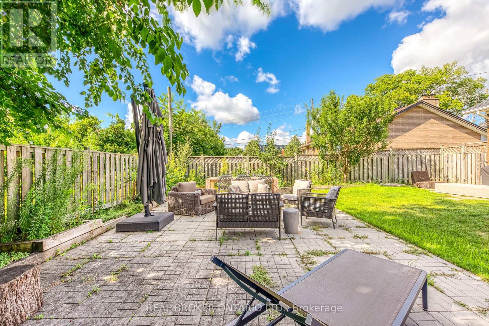230 Mcgill Street, Mississauga, Ontario  L5A 1V4 - Photo 33 - W12400139