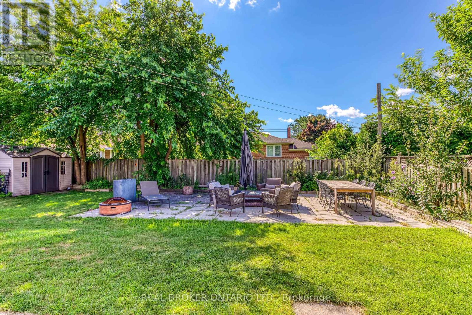 230 Mcgill Street, Mississauga, Ontario  L5A 1V4 - Photo 29 - W12400139