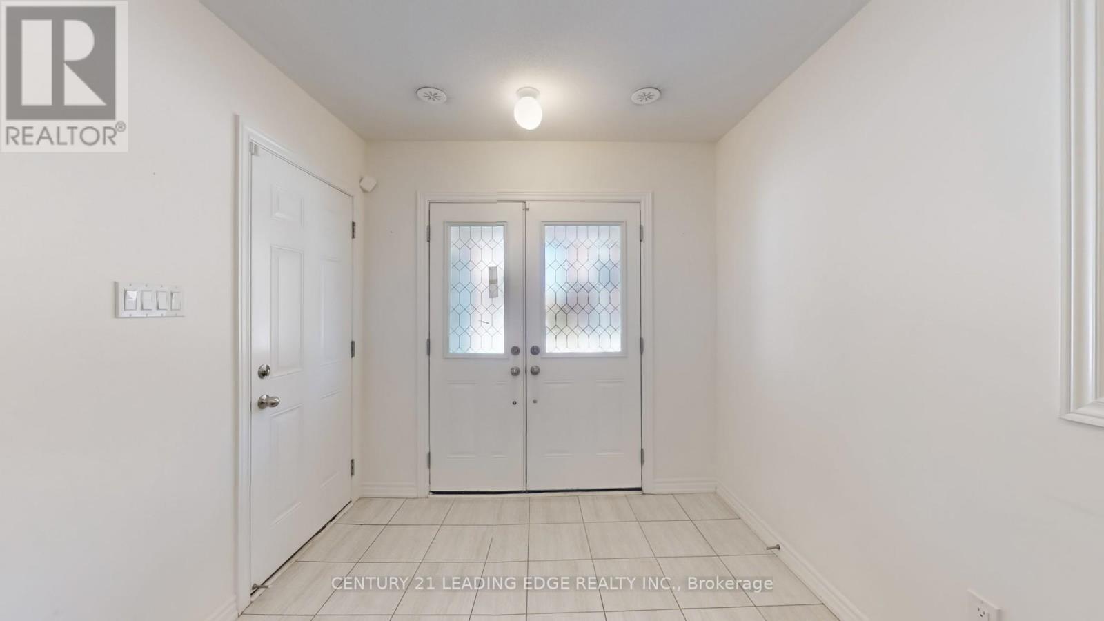 2420 Nantucket Chase, Pickering, Ontario  L1X 0E4 - Photo 39 - E12429831