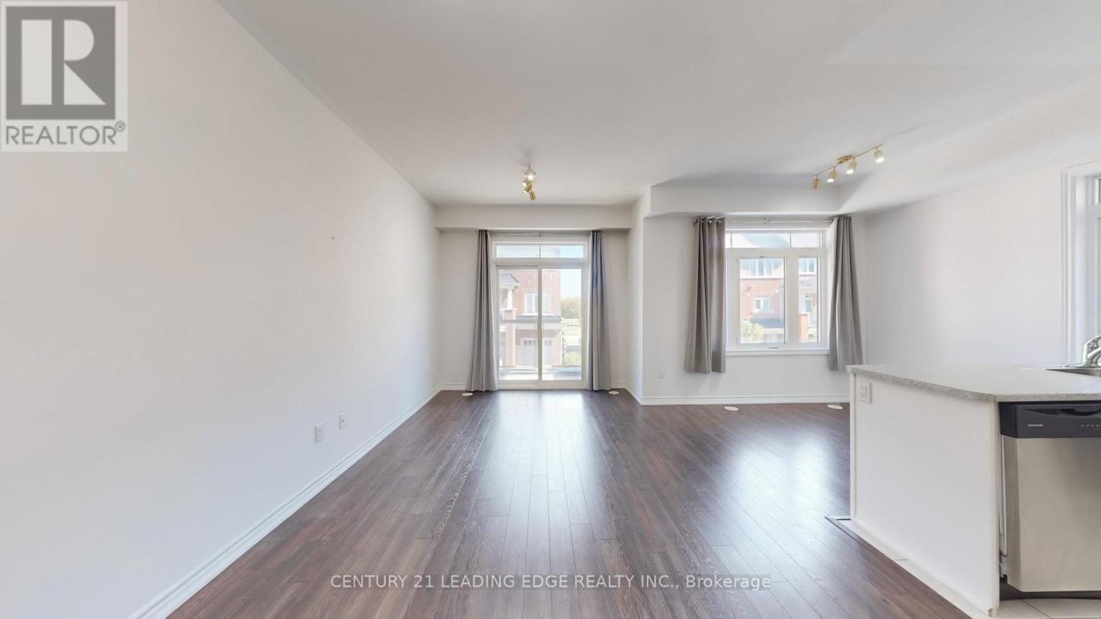 2420 Nantucket Chase, Pickering, Ontario  L1X 0E4 - Photo 6 - E12429831