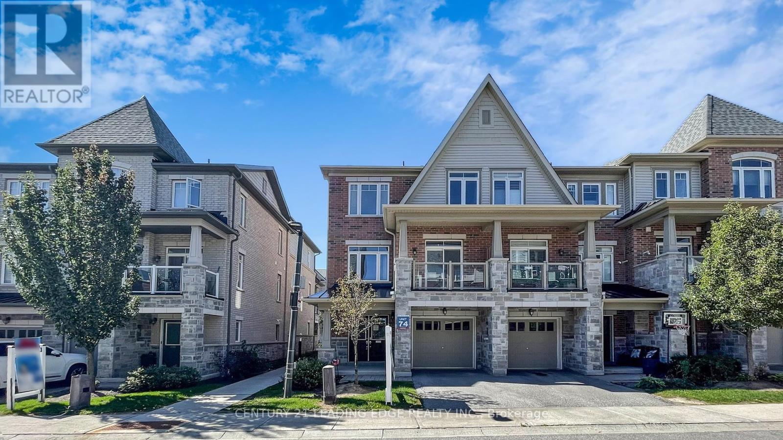 2420 Nantucket Chase, Pickering, Ontario  L1X 0E4 - Photo 3 - E12429831